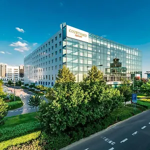 Courtyard By Marriott Airport 4*, Praga República Checa