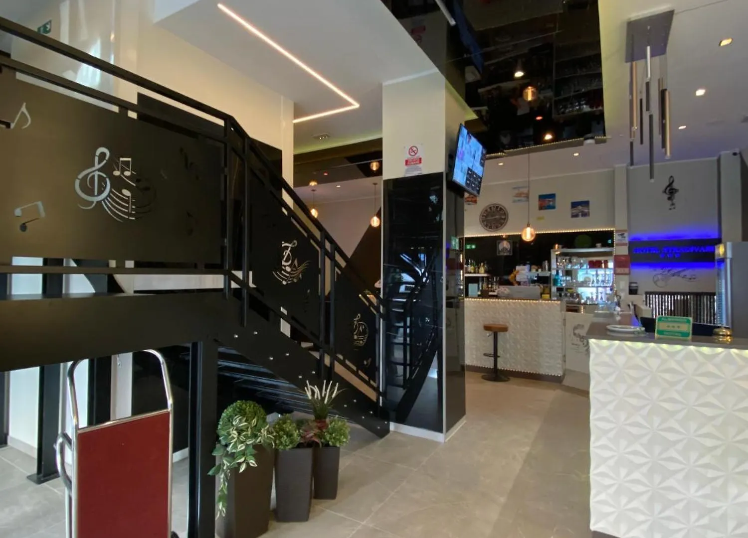 ***  Hotel Stradivari Milan Italy