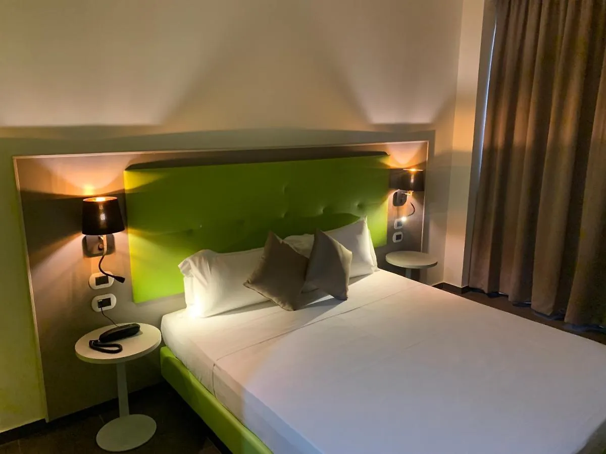Hotel Stradivari Milan